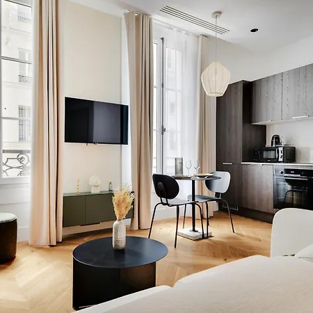 B48 Haussmann París